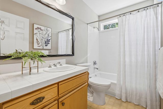 1338 Adair Drive, Richland, WA 99352