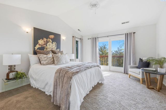 1338 Adair Drive, Richland, WA 99352