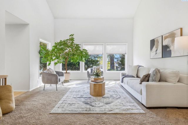 1338 Adair Drive, Richland, WA 99352