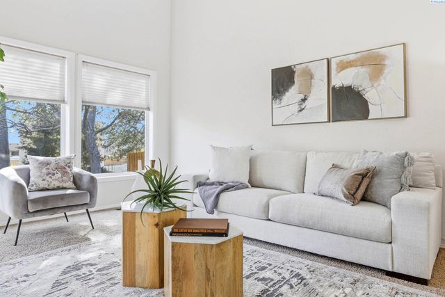 1338 Adair Drive, Richland, WA 99352