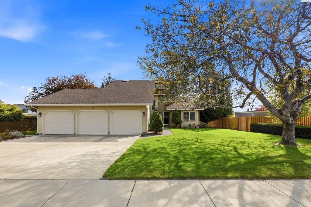 1338 Adair Drive, Richland, WA 99352