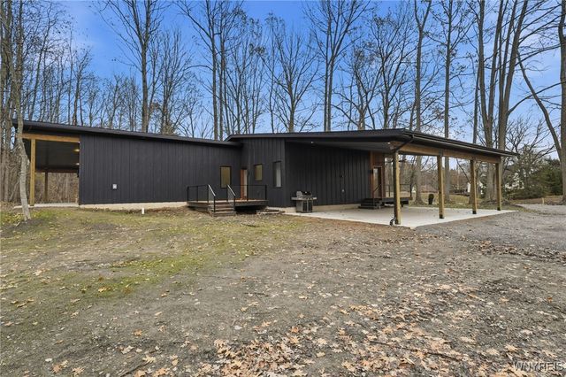 1221 Rice Road, Elma, NY 14059