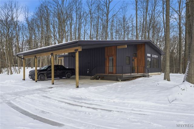 1221 Rice Road, Elma, NY 14059