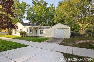 287 W 15th Street, Holland, MI 49423