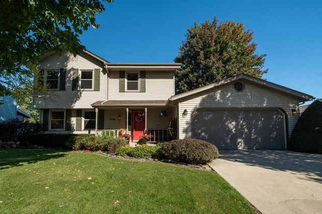 2728 Stonebridge DRIVE, Racine, WI 53404