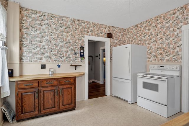 112 Shawmut Avenue, Marlborough, MA 01752