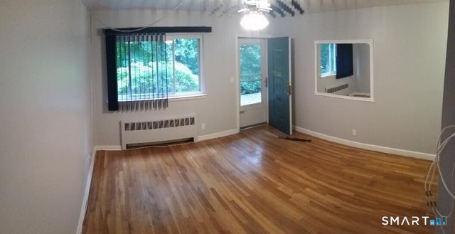 51-71 Park Avenue OM8, Danbury, CT 06810