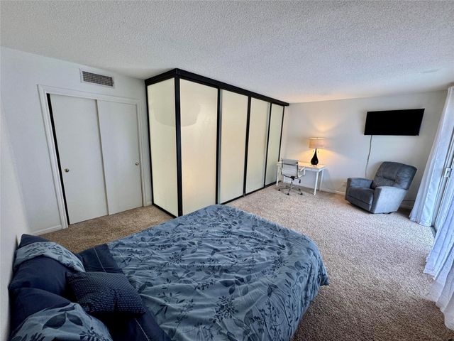 2701 Bellefontaine Street D, Houston, TX 77025