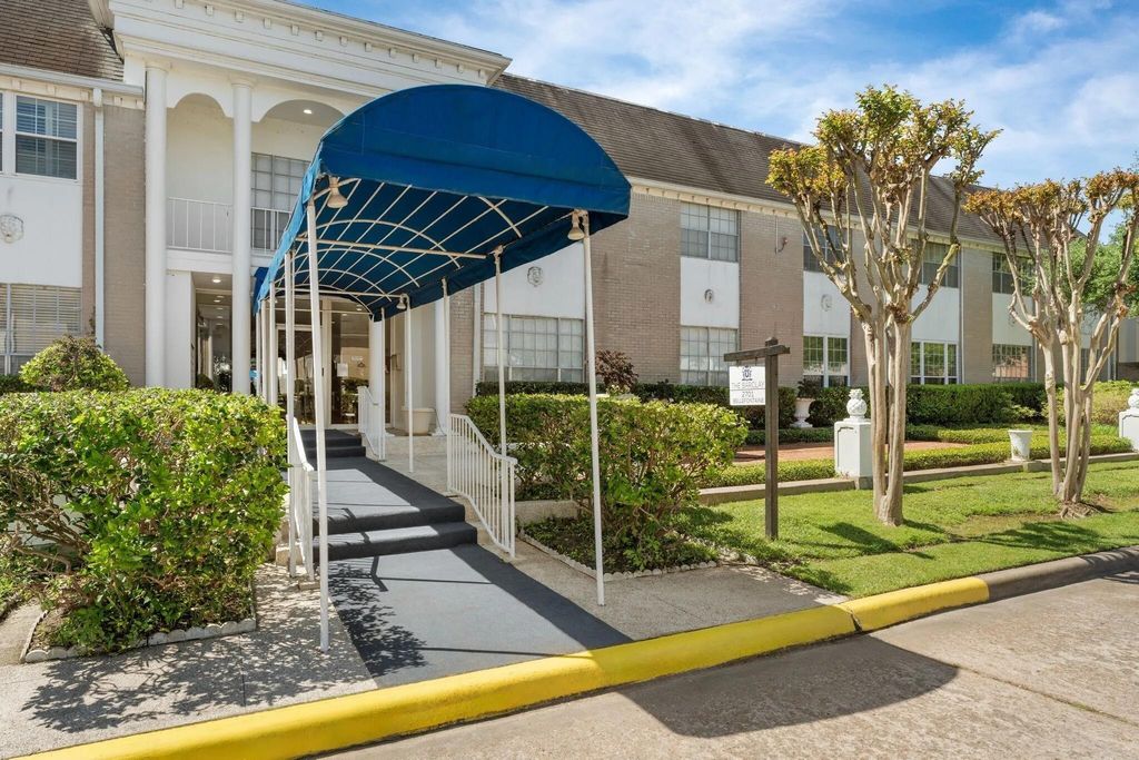 2701 Bellefontaine Street D, Houston, TX 77025