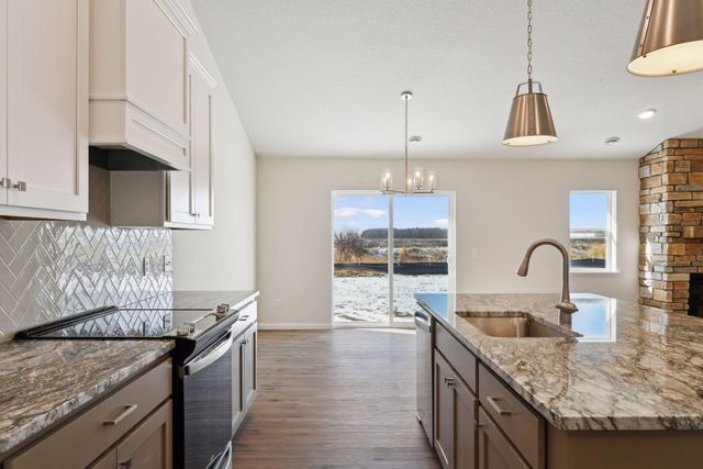 1401 Mallard Lane, Belle Plaine, MN 56011