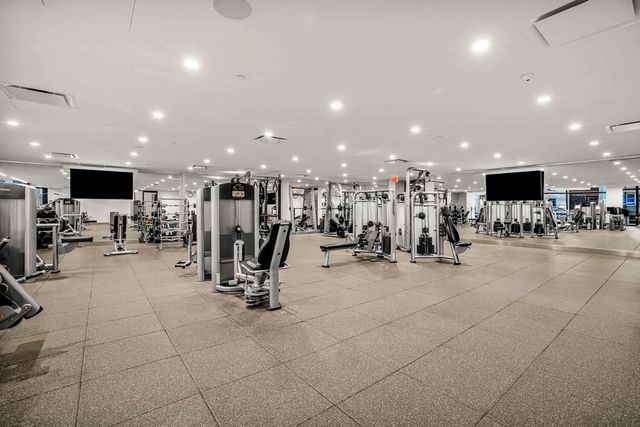 721 5TH Avenue 63AB, New York City, NY 10022