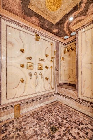 721 5TH Avenue 63AB, New York City, NY 10022