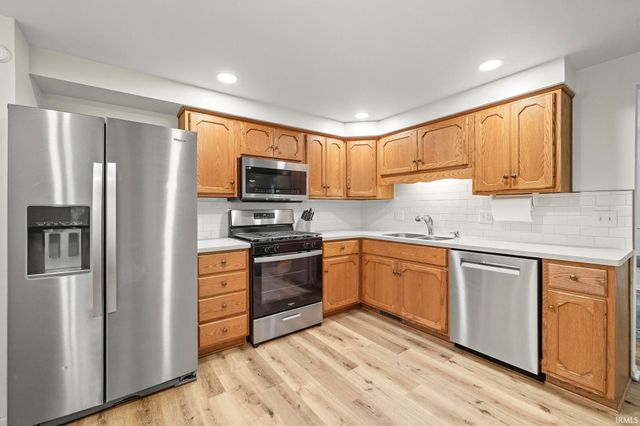 6038 Monarch Drive, Fort Wayne, IN 46815