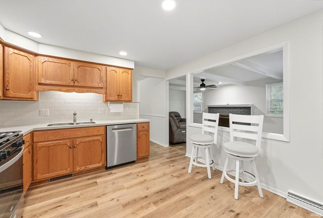 6038 Monarch Drive, Fort Wayne, IN 46815