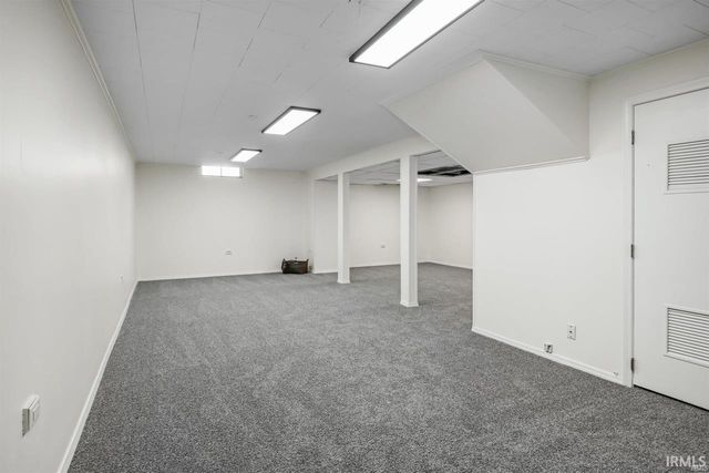 6038 Monarch Drive, Fort Wayne, IN 46815