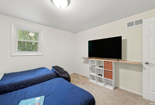 6038 Monarch Drive, Fort Wayne, IN 46815