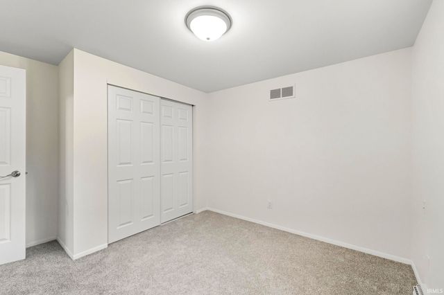 6038 Monarch Drive, Fort Wayne, IN 46815