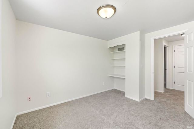 6038 Monarch Drive, Fort Wayne, IN 46815