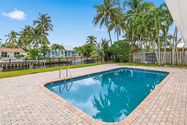 1254 SW 4th Court, Boca Raton, FL 33432