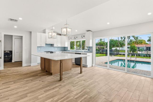 1254 SW 4th Court, Boca Raton, FL 33432