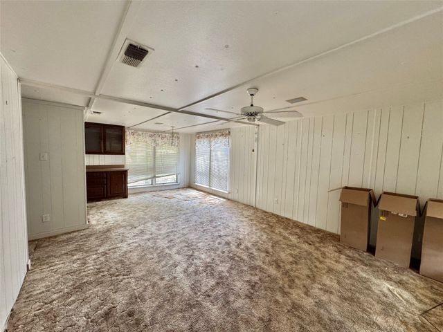 122 Pawnee Trail, Gainesville, TX 76240