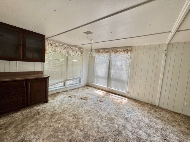 122 Pawnee Trail, Gainesville, TX 76240