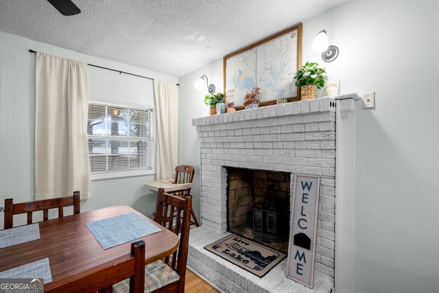 224 Roberts Point Road, Jackson, GA 30233