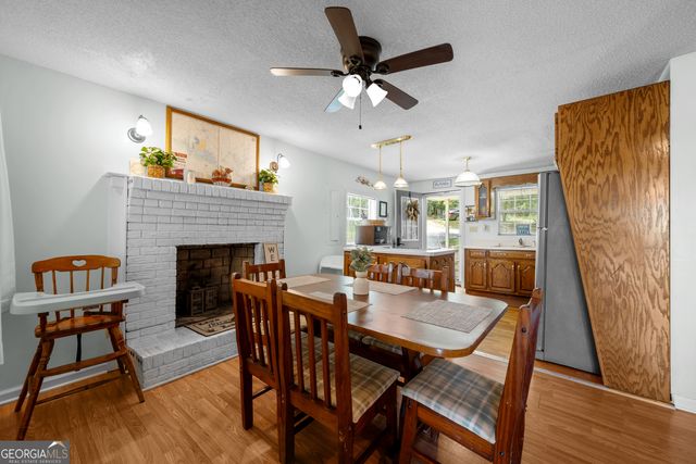 224 Roberts Point Road, Jackson, GA 30233