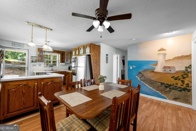 224 Roberts Point Road, Jackson, GA 30233