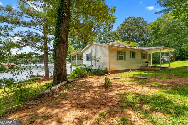 224 Roberts Point Road, Jackson, GA 30233