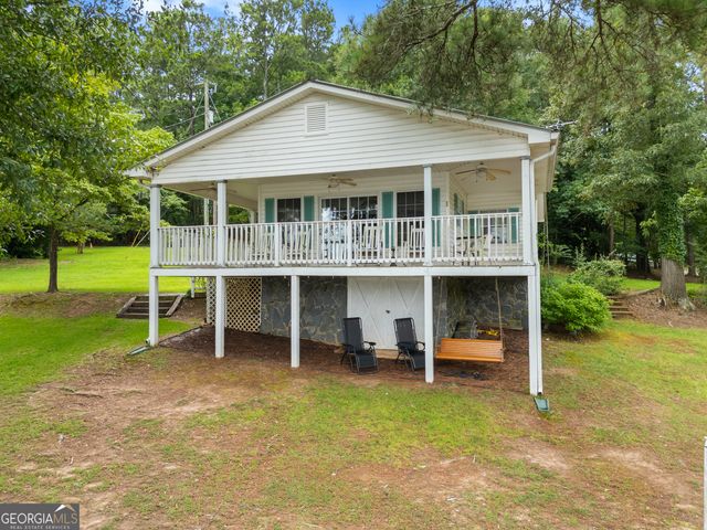 224 Roberts Point Road, Jackson, GA 30233
