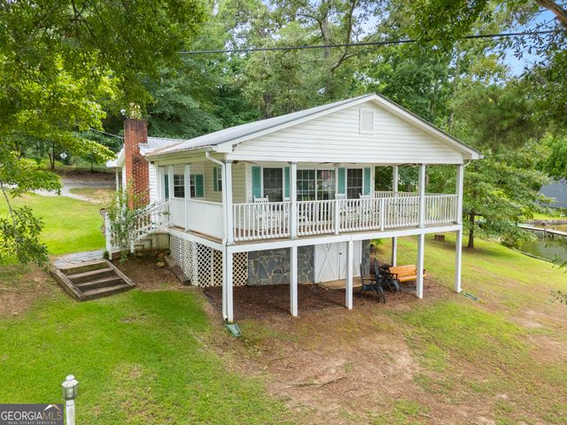 224 Roberts Point Road, Jackson, GA 30233