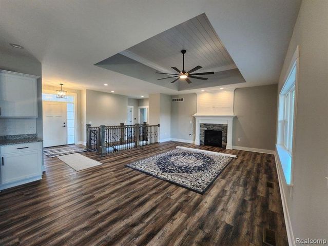 001 Leith St, Brighton, MI 48116