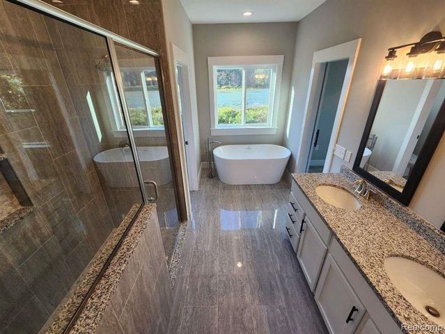 001 Leith St, Brighton, MI 48116