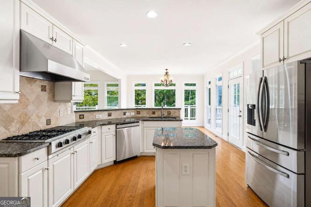 2059 Fairhill Lane NW, Marietta, GA 30064