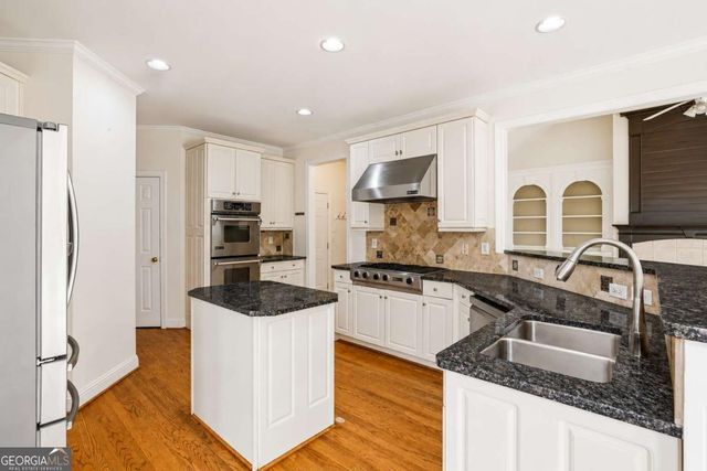 2059 Fairhill Lane NW, Marietta, GA 30064
