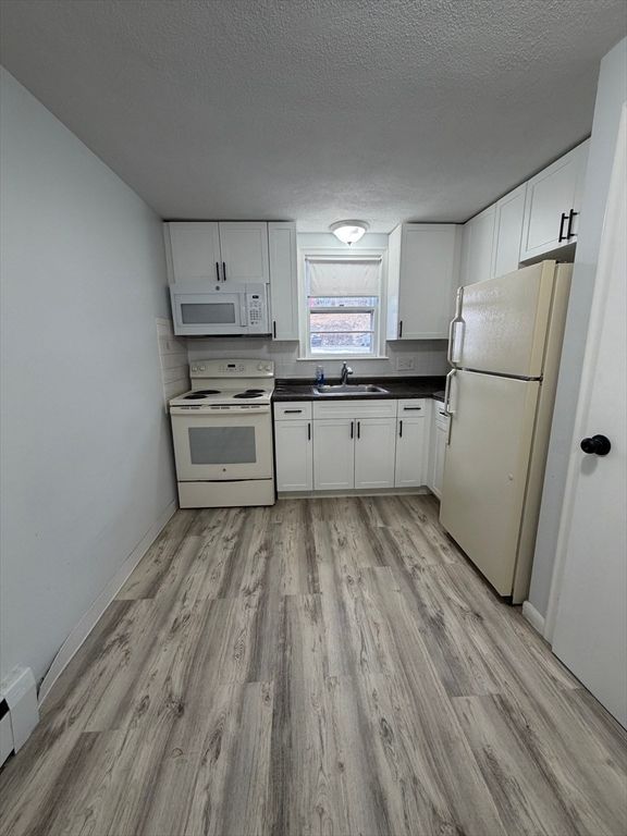 85 Trapelo 41, Waltham, MA 02452