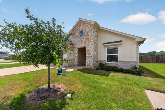 6151 Hamilton Meadows Way, Tyler, TX 75703