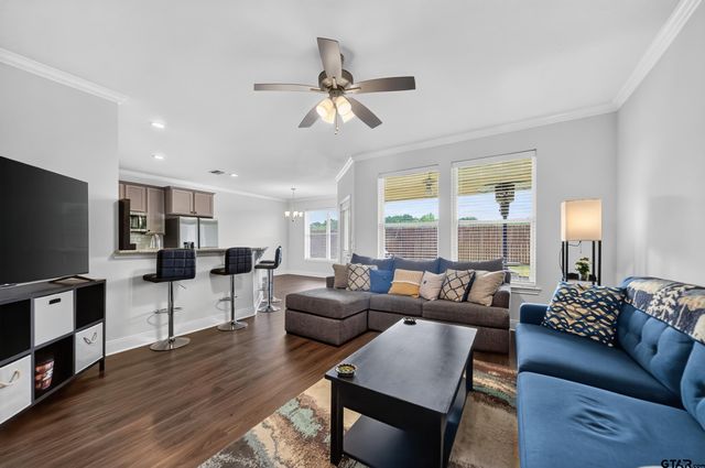 6151 Hamilton Meadows Way, Tyler, TX 75703
