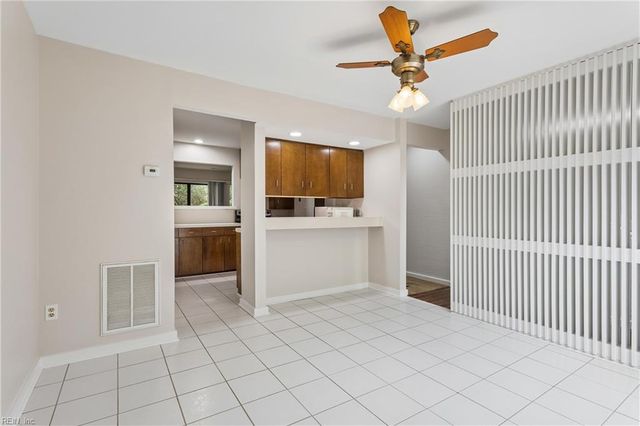 104 Harrops Gln, Williamsburg, VA 23185
