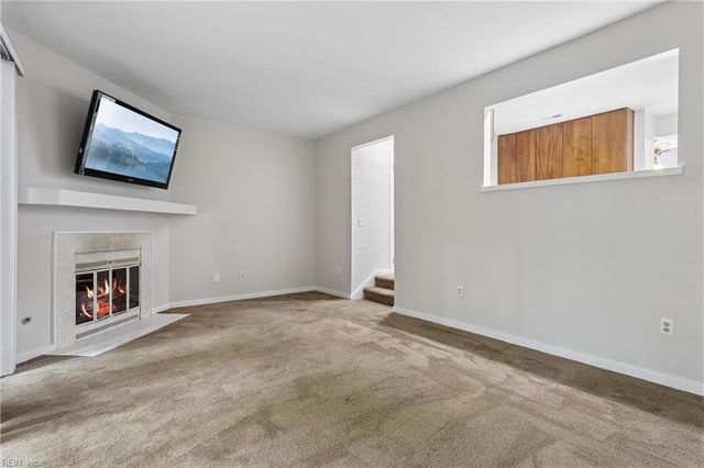 104 Harrops Gln, Williamsburg, VA 23185