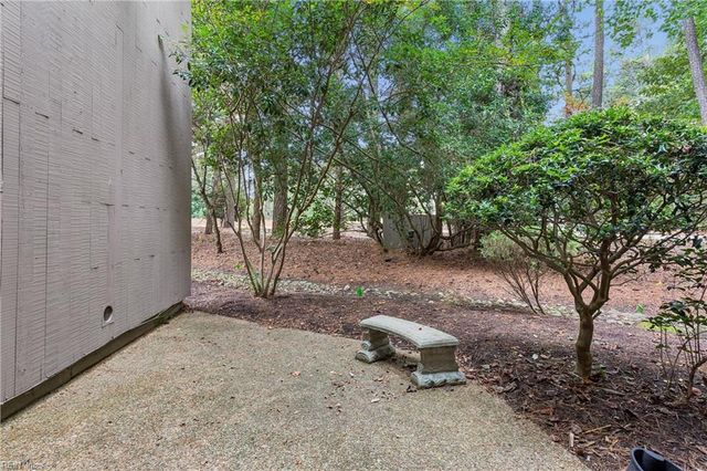 104 Harrops Gln, Williamsburg, VA 23185