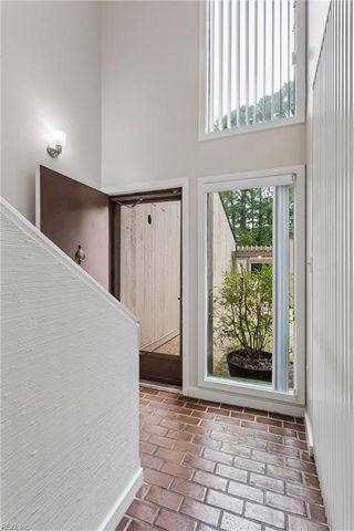 104 Harrops Gln, Williamsburg, VA 23185