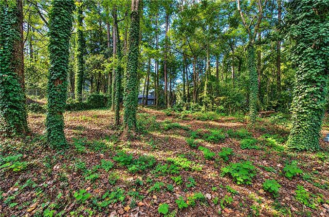 2965 Brookridge Court, Marietta, GA 30066