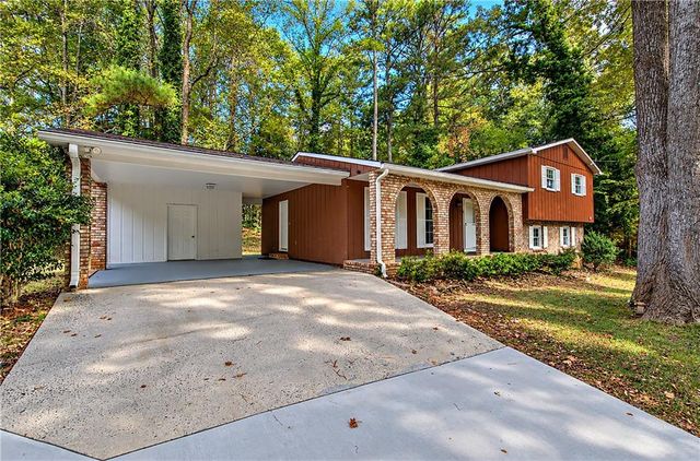 2965 Brookridge Court, Marietta, GA 30066