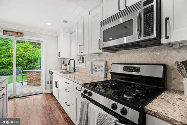 235 HOPKINS RD, Haddonfield, NJ 08033
