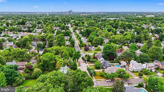 235 HOPKINS RD, Haddonfield, NJ 08033
