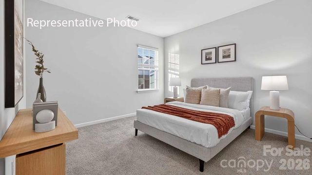 135 Pecan Grove Lane, Statesville, NC 28677