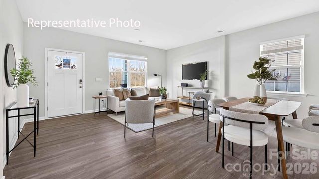 135 Pecan Grove Lane, Statesville, NC 28677