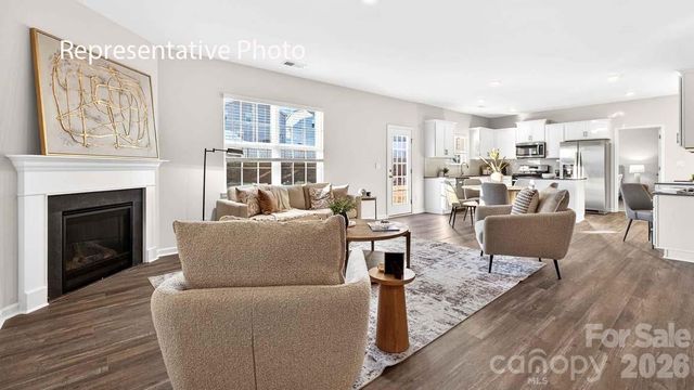 135 Pecan Grove Lane, Statesville, NC 28677